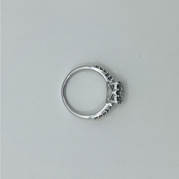 0.50 CT Natural Diamond Round Silver Ring - Picture 5 of 6